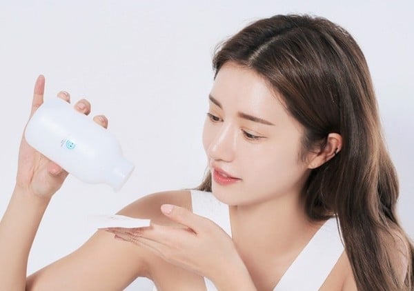 Nước hoa hồng và xịt khoáng khác nhau như thế nào? - 4