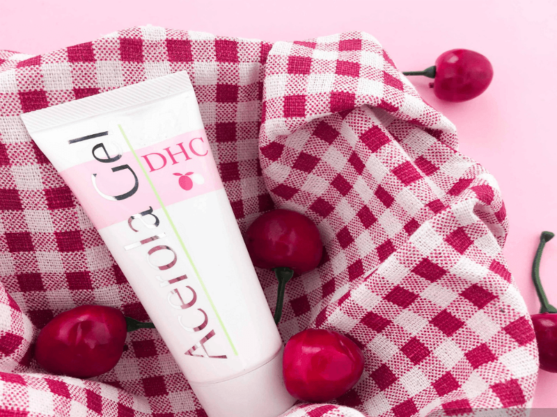 Điểm danh các loại sản phẩm chăm sóc da dầu mụn hot nhất năm nay