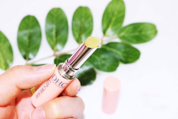 5 tiêu chí để chọn được thỏi son dưỡng môi chất lượng - 1