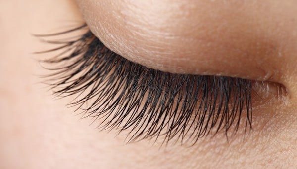 Chu kỳ phát triển của lông mi từ 30 đến 45 ngày