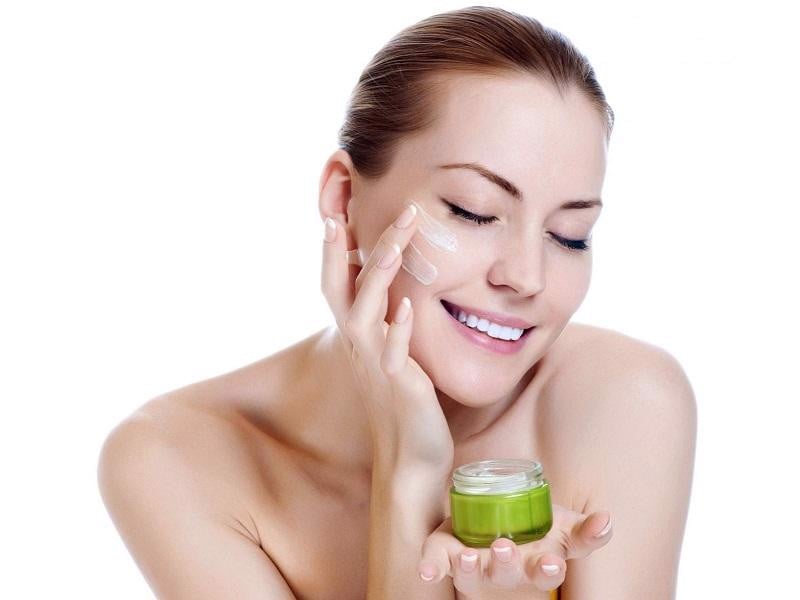 Dưỡng da đẹp hiệu quả mỗi ngày với các loại kem dưỡng