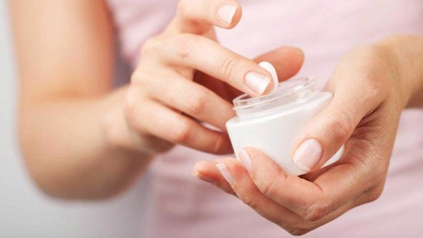 kem dưỡng ẩm cho da nhạy cảm