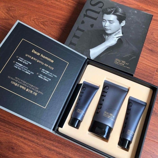 Các loại sữa rửa mặt tốt cho nam giới - 4