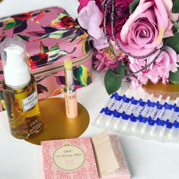 Cách dùng giấy thấm dầu phù hợp các làn da