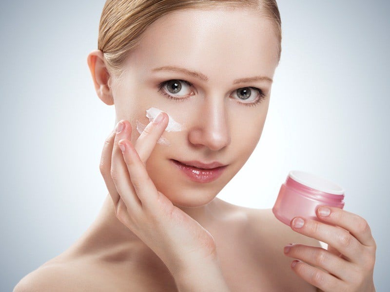 Có nên dùng mặt nạ khi chăm sóc da ban đêm?