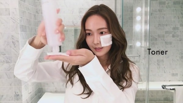 Nước hoa hồng và xịt khoáng khác nhau như thế nào? - 2