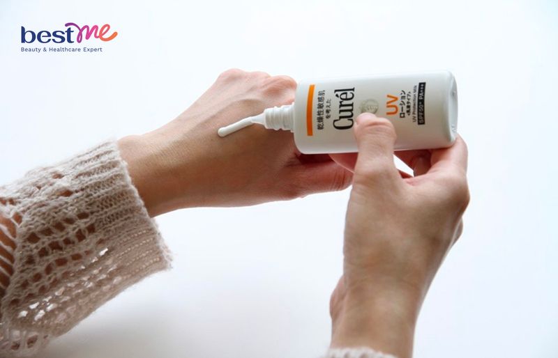 Sữa chống nắng Curél Day Barrier UV Protection Milk