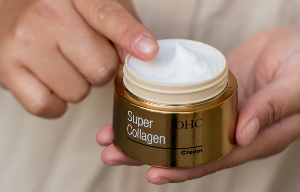 Kem dưỡng ẩm cho da khô DHC Super Collagen Cream