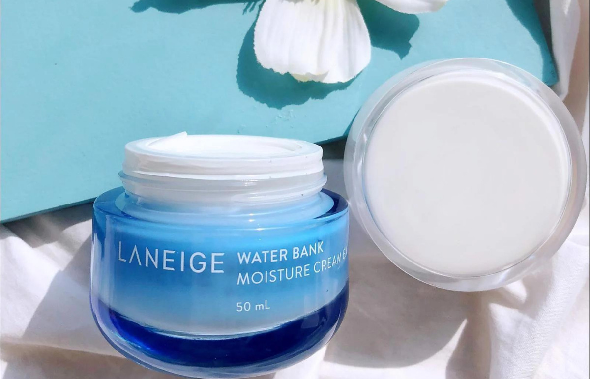 Laneige Water Bank Moisture Cream EX là sản phẩm đến từ thương hiệu mỹ phẩm Laneige