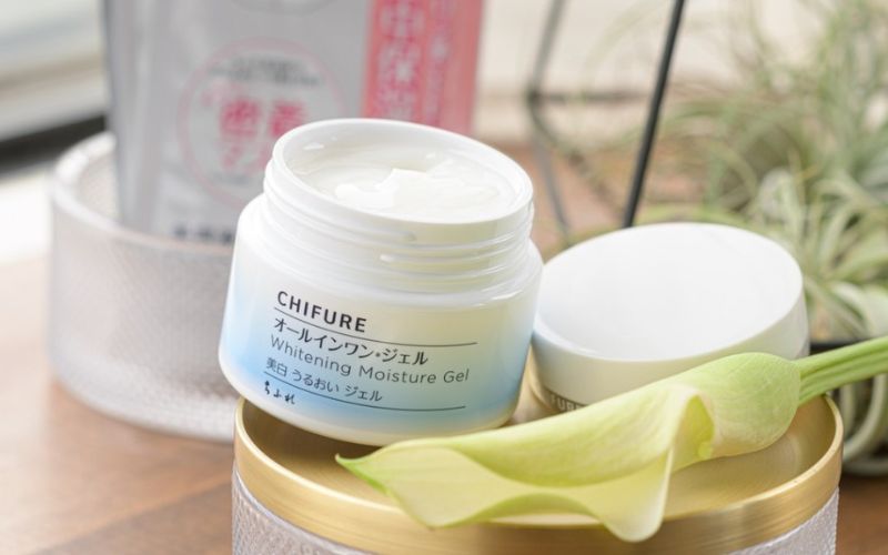 Gel dưỡng ẩm trắng da Chifure Whitening Moisture Gel