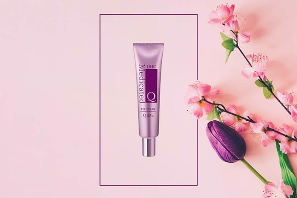 Kem mắt DHC Q Eye Cream có giúp cải thiện bọng mắt không?
