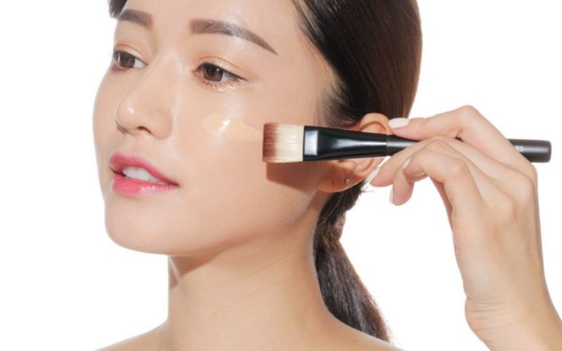 Tìm hiểu về kem nền dưỡng ẩm