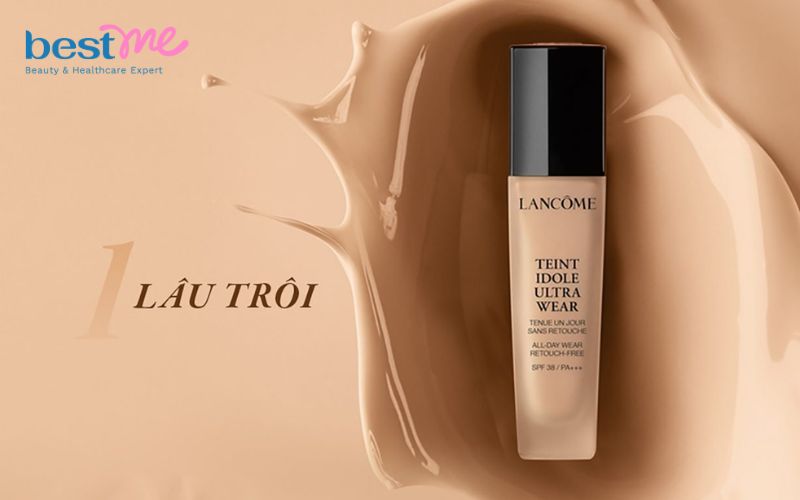 Kem nền dưỡng ẩm Lancôme Teint Idole Ultra Wear cho lớp finish mịn lì nhưng vẫn đủ độ ẩm