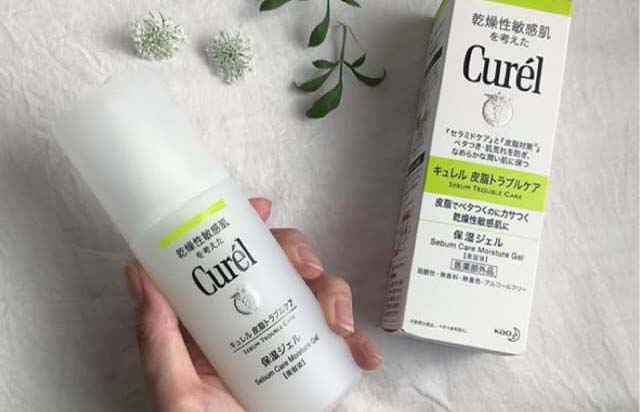 Kem dưỡng da mụn Curel Sebum Control Gel