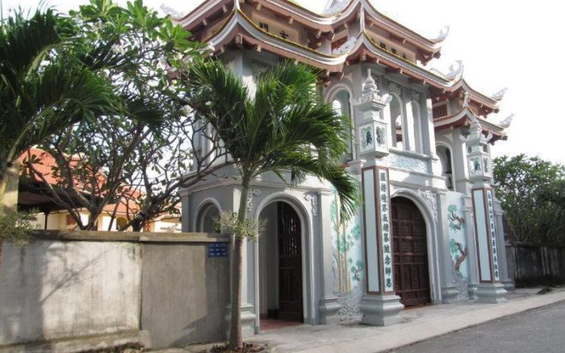 kham-pha-14-ngoi-chua-vung-tau-co-ve-dep-doc-dao-nen-di-nhat-13 Khám phá 14 ngôi chùa Vũng Tàu có vẻ đẹp độc đáo nên đi nhất - 13