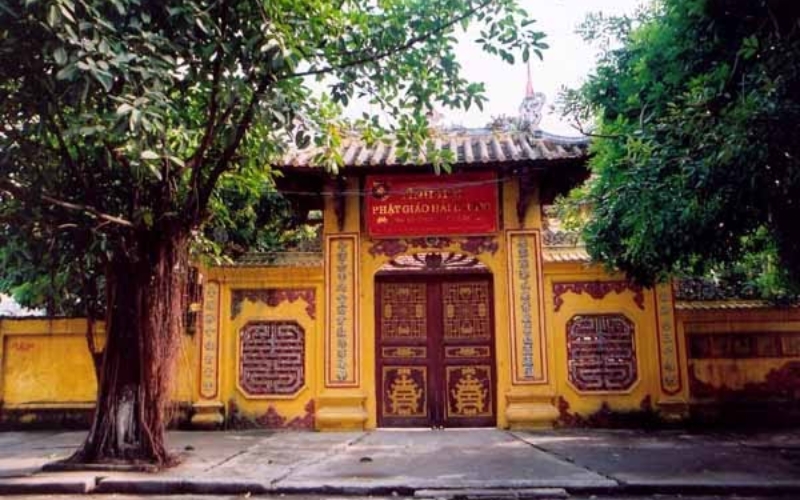 kham-pha-19-ngoi-chua-o-hai-duong-dep-va-linh-thieng-nhat-15 Khám phá 19 ngôi chùa ở Hải Dương đẹp và linh thiêng nhất - 15