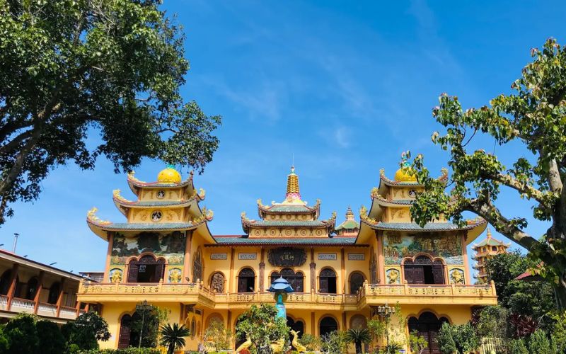 kham-pha-cac-chua-o-duc-trong-lam-dong-noi-tieng-nhat-5 Khám phá các chùa ở Đức Trọng Lâm Đồng nổi tiếng nhất - 5