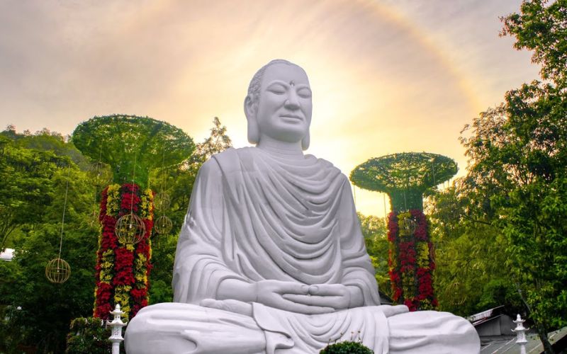 kham-pha-chua-phat-quang-vung-tau-linh-thieng-giua-nui-rung-3 Khám phá chùa Phật Quang Vũng Tàu linh thiêng giữa núi rừng - 3