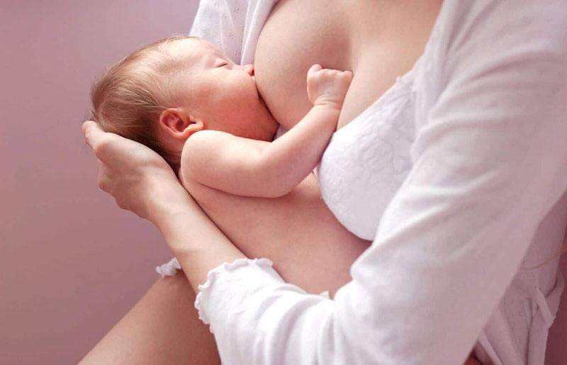 Thời gian lý tưởng nhất cho cả mẹ và bé để giảm cân sau sinh là khoảng 2 tháng
