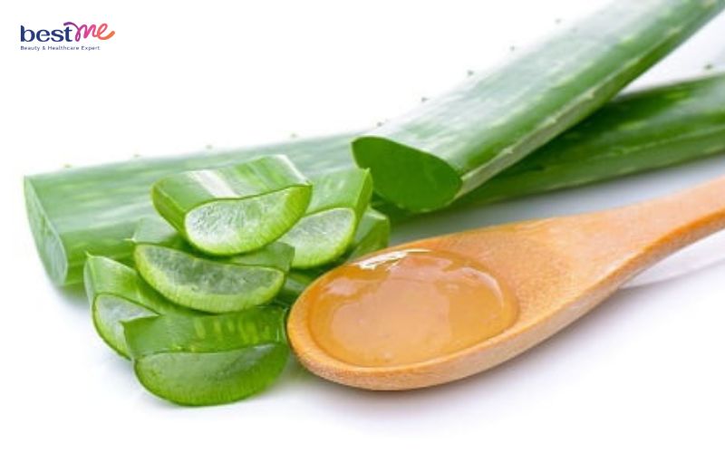 Tẩy trang với nha đam tại nhà