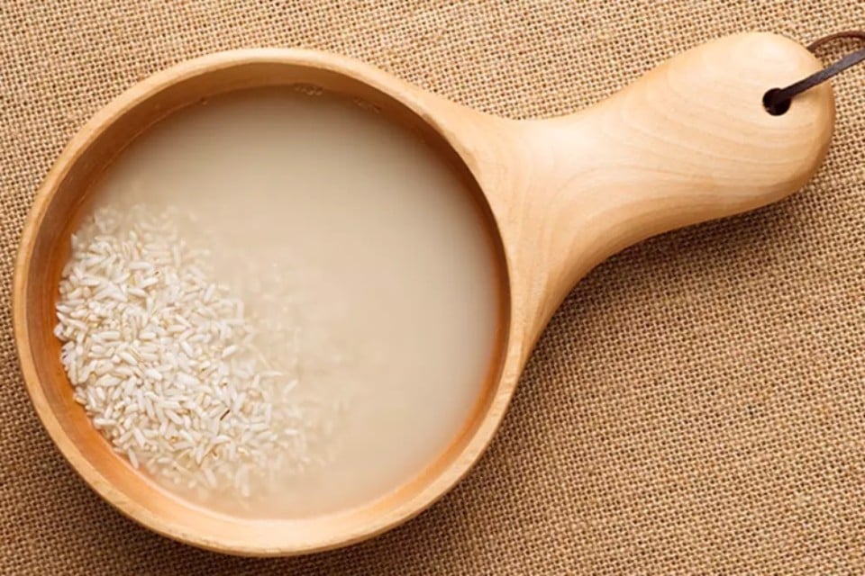 4 cách làm đẹp dưỡng da bằng nước vo gạo dưỡng da mịn màng trắng sáng
