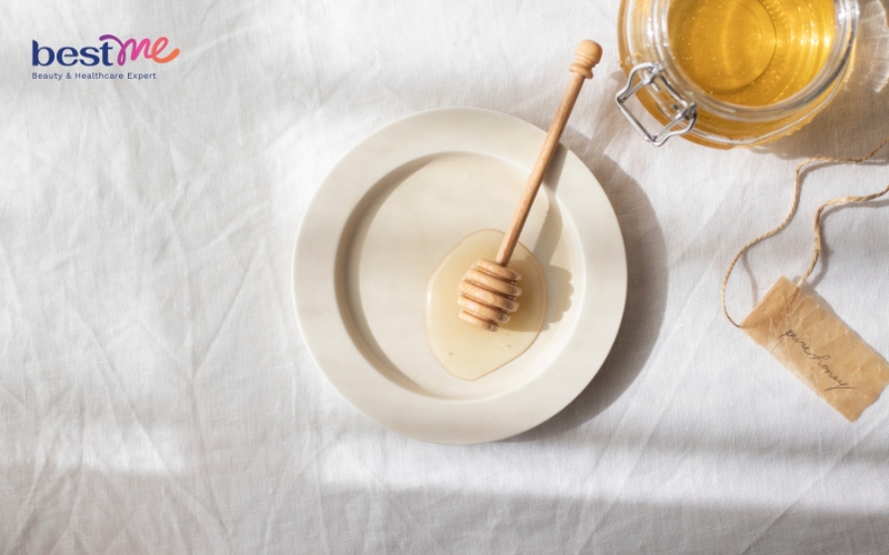 Làm trắng da bằng vitamin B1 với vitamin E kết hợp mật ong  