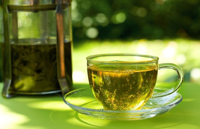 Mỗi ngày chỉ nên uống 200ml nước trà xanh để giảm cân