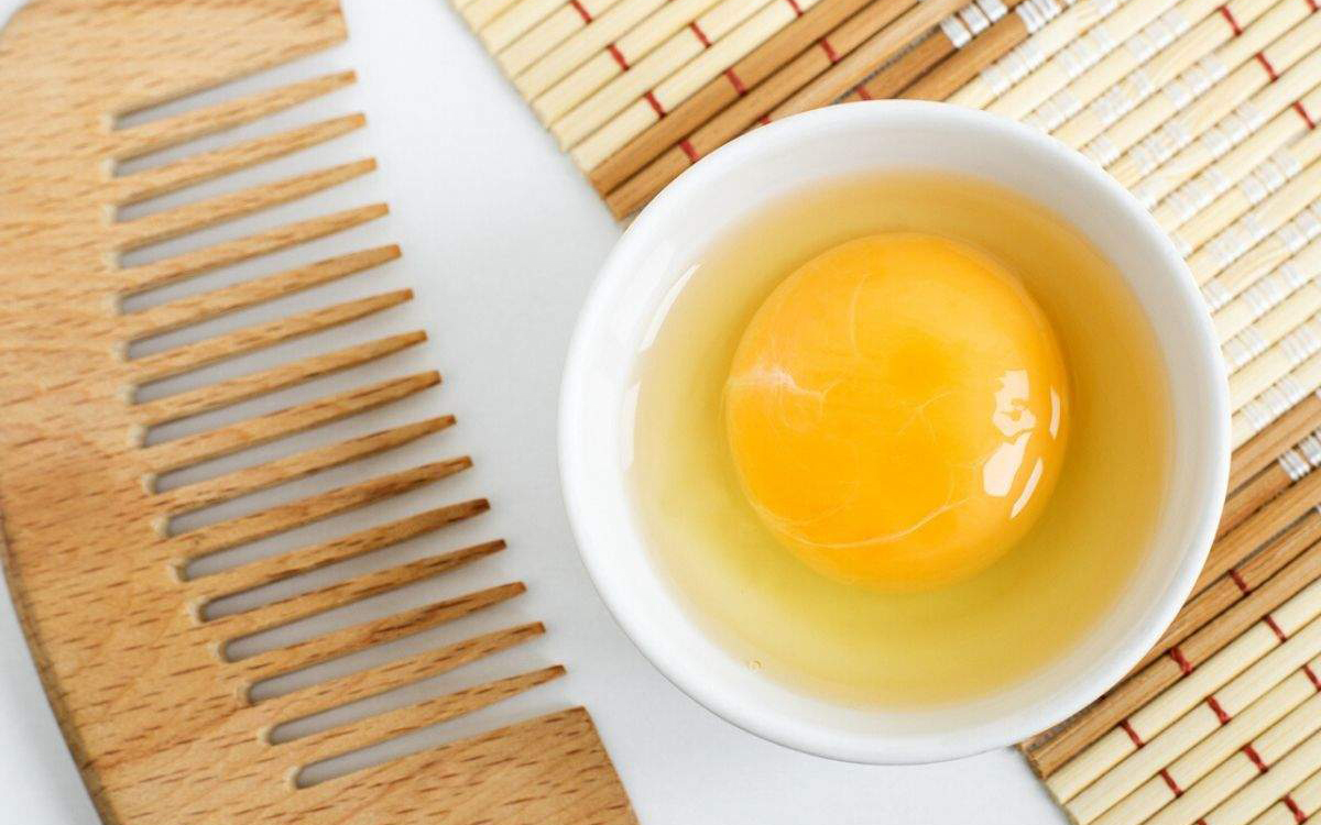 Mặt nạ cấp ẩm phục hồi da từ trứng gà