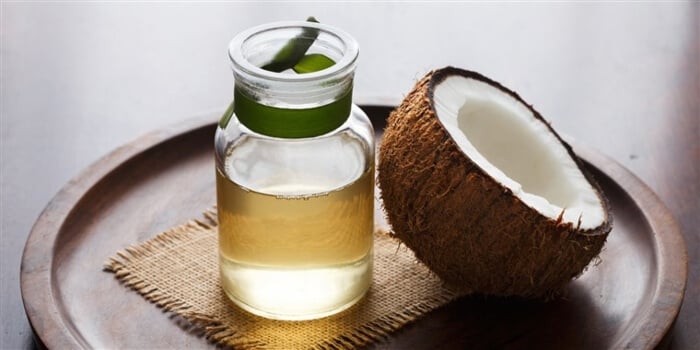 Mặt nạ dầu dừa giúp cấp ẩm cho da khô vào mùa đông