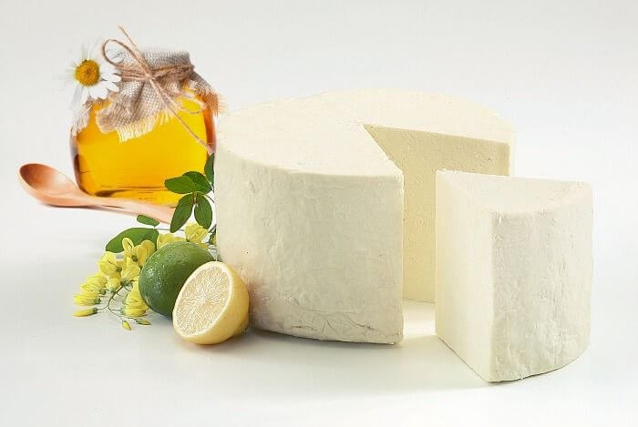Mặt nạ đậu phụ và mật ong cấp ẩm cho da khô vào mùa đông