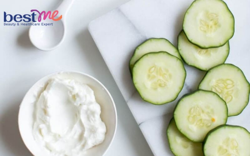 Dưa leo và sữa chua là một loại mặt nạ tự nhiên đơn giản và dễ làm tại nhà