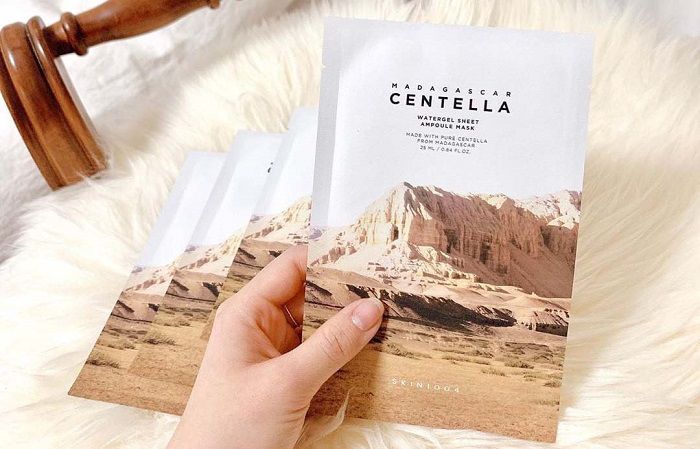 Mặt nạ Skin1004 làm dịu, ngừa mụn chiết xuất rau má
