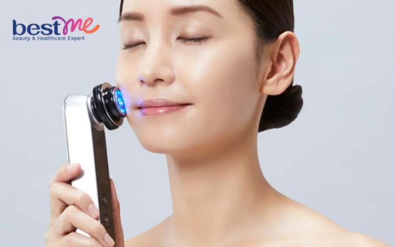 Thiết kế thông minh của máy chăm sóc Yaman mang lại sự tiện lợi và dễ dàng sử dụng cho người dùng   