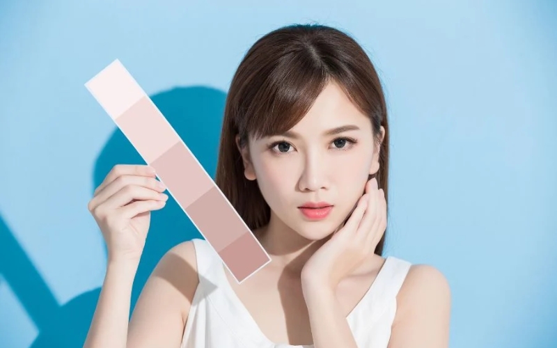 Chọn màu son đẹp cho môi thâm dựa trên sắc tố da