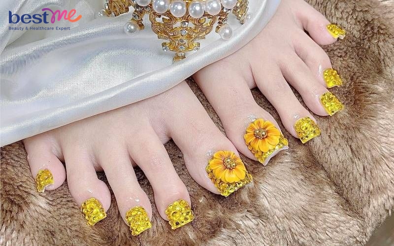 mong-chan-son-mau-nao-dep-goi-y-15-mau-son-mong-chan-dep-ton-da-20 Móng chân sơn màu nào đẹp? Gợi ý 15+ màu sơn móng chân đẹp tôn da - 20