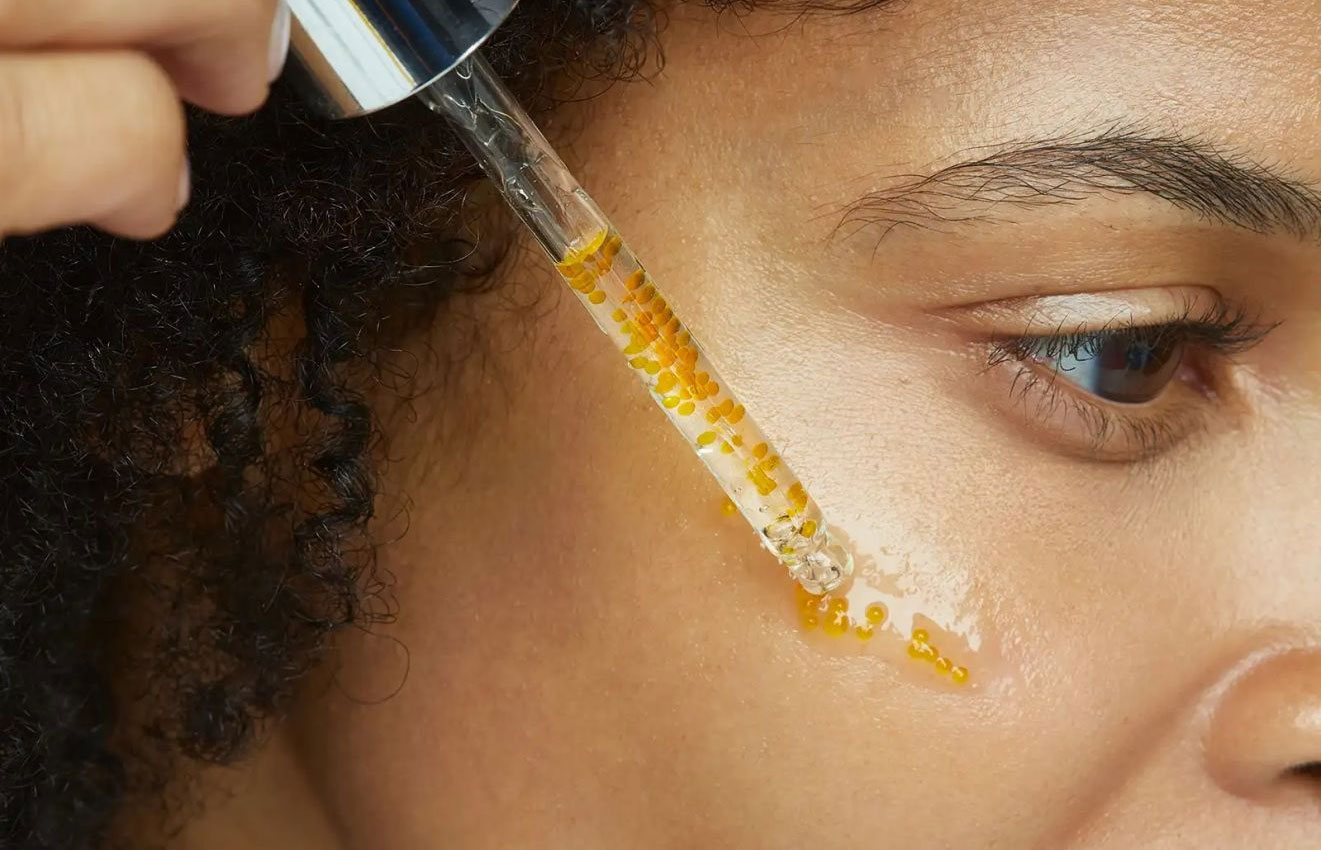 Lưu ý khi dùng chung 2 loại serum phục hồi da