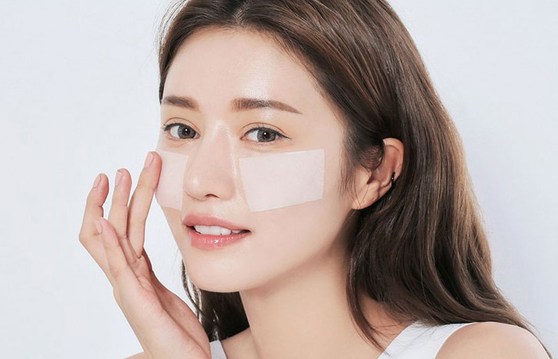 Một làn da đủ ẩm luôn là chìa khóa cho lớp trang điểm hoàn hảo