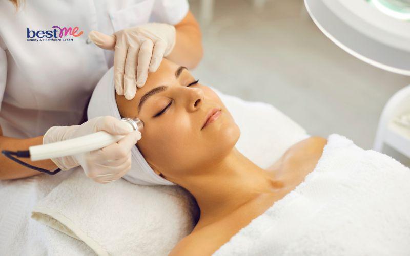 mun-boc-mu-co-nen-nan-khong-he-lo-cach-dieu-tri-nhanh-nhat-5 Mụn bọc mủ có nên nặn không? Hé lộ cách điều trị nhanh nhất - 5