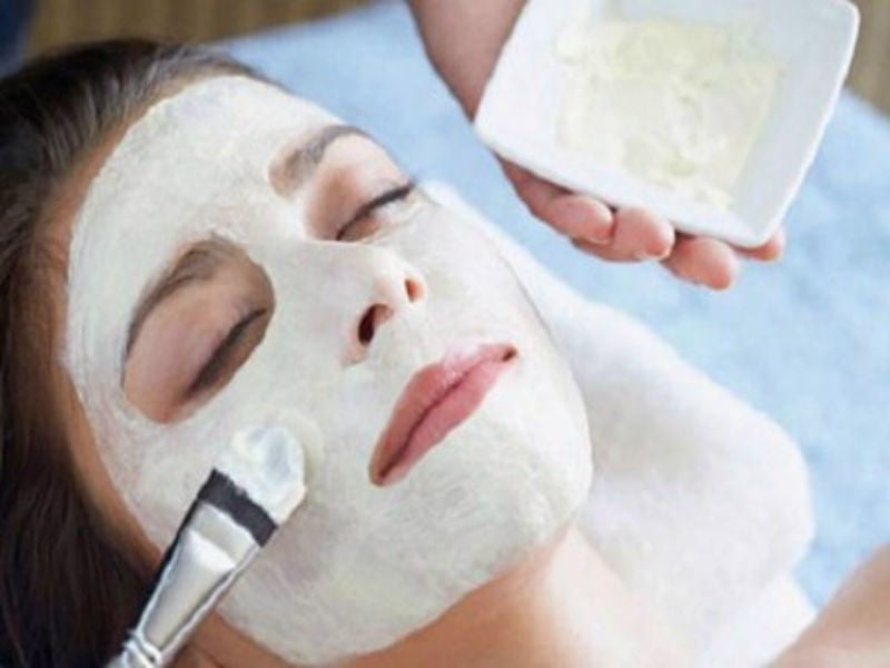 Chăm sóc da mặt tại nhà cùng những nguyên liệu đơn giản