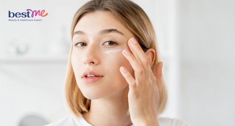 Nên bôi kem dưỡng ẩm mấy lần 1 ngày? Bôi bao nhiêu là tốt nhất?