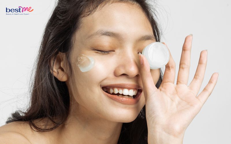 Nên bôi kem trị mụn trước hay sau dưỡng ẩm tốt, hiệu quả nhất? - 1