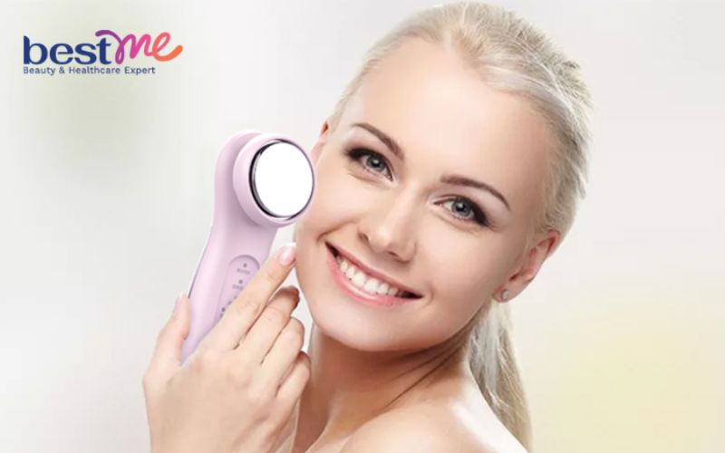 Roaman M7 là một máy chăm sóc da bằng ion với công nghệ hiện đại