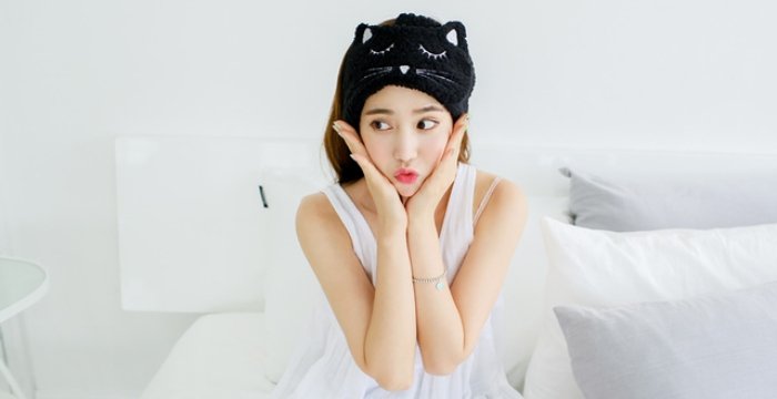 Ngủ dậy vẫn thấy da khỏe đẹp nhờ uống vitamin E trước khi đi ngủ
