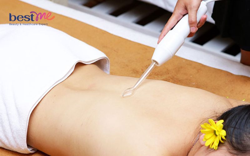 nguyen-nhan-gay-mun-trung-ca-o-lung-va-cach-dieu-tri-tot-nhat-7 Nguyên nhân gây mụn trứng cá ở lưng và cách điều trị tốt nhất - 7