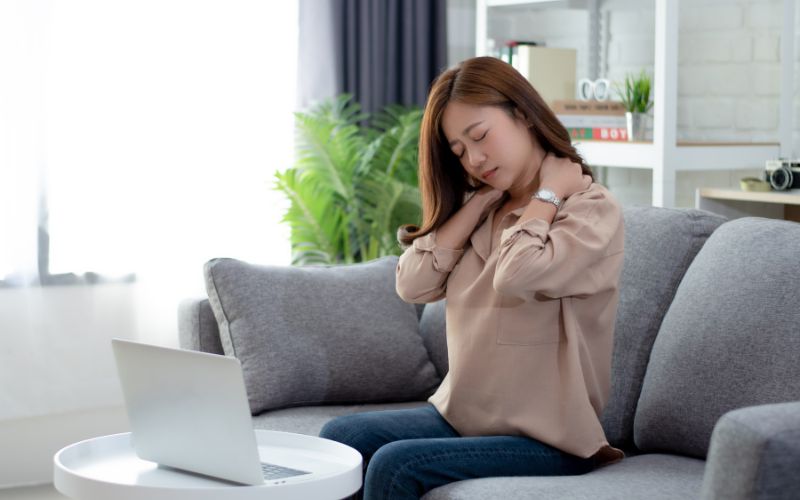nguyen-nhan-gay-nep-nhan-o-co-va-cach-xoa-hieu-qua-nhat-4 Nguyên nhân gây nếp nhăn ở cổ và cách xóa hiệu quả nhất - 4