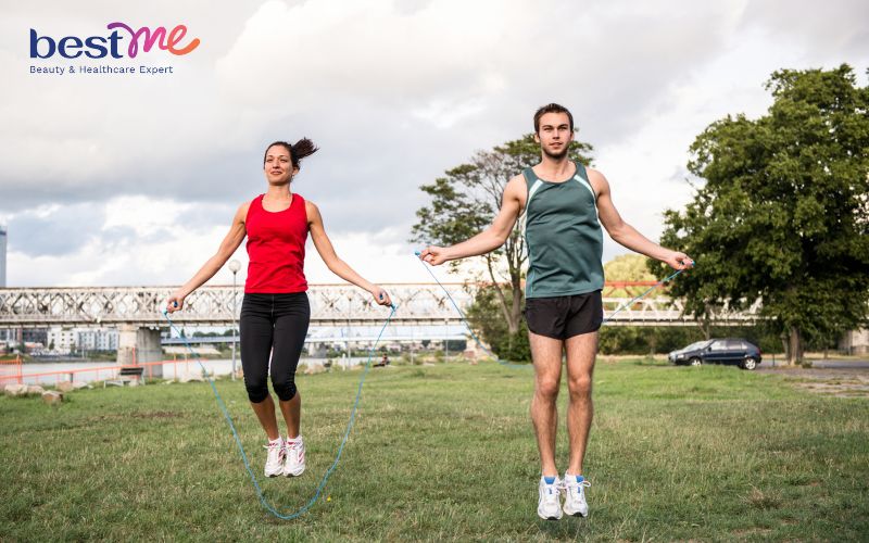 Thời điểm thích hợp để thực hiện bài tập nhảy dây là vào buổi chiều