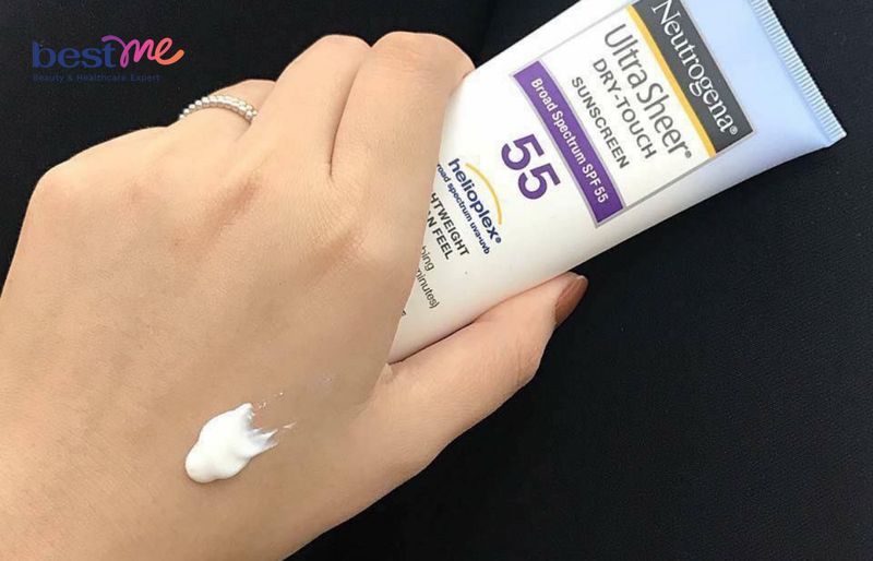 Kem chống nắng kiềm dầu tốt NEUTROGENA Ultra Sheer Dry – Touch Sunscreen