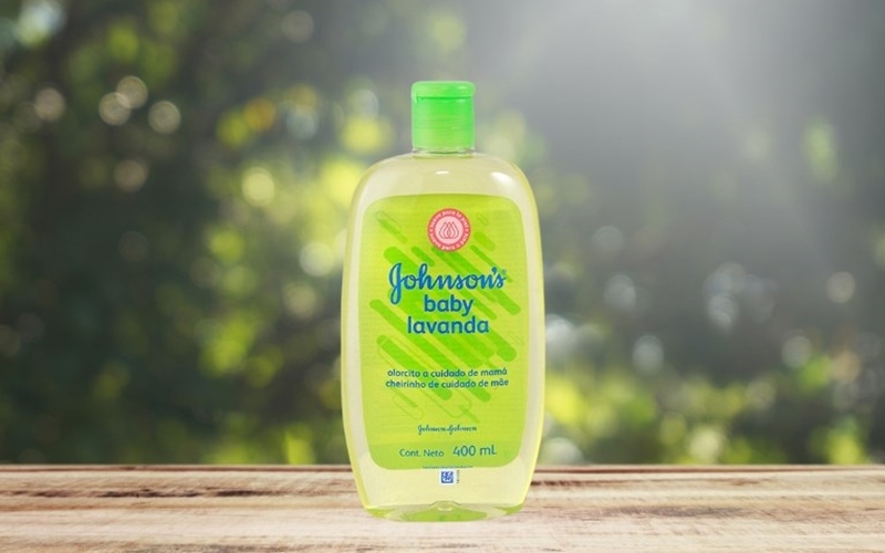 nuoc-hoa-em-be-johnson-baby-mau-nao-thom-nhat-3 Nước hoa em bé Johnson Baby màu nào thơm nhất? - 3