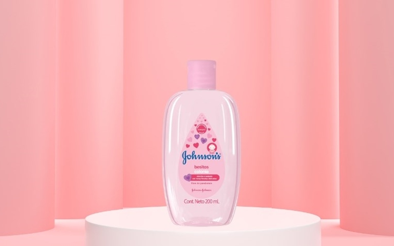 nuoc-hoa-em-be-johnson-baby-mau-nao-thom-nhat-4 Nước hoa em bé Johnson Baby màu nào thơm nhất? - 4
