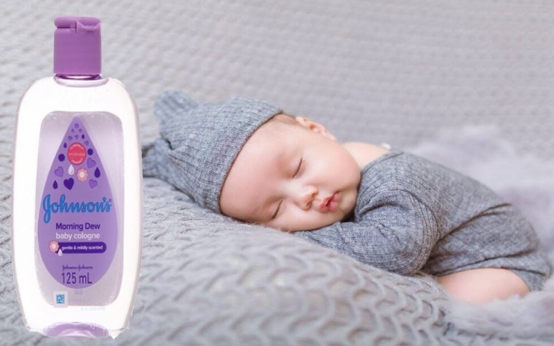 nuoc-hoa-em-be-johnson-baby-mau-nao-thom-nhat-5 Nước hoa em bé Johnson Baby màu nào thơm nhất? - 5